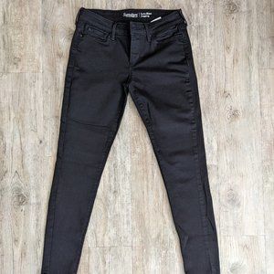 Signature by Levi Strauss - Low-rise jeggings, Black, Size 6